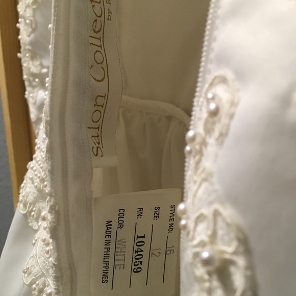 Wedding Dress 12 Salon Collection by Elena - Picture 12 of 13